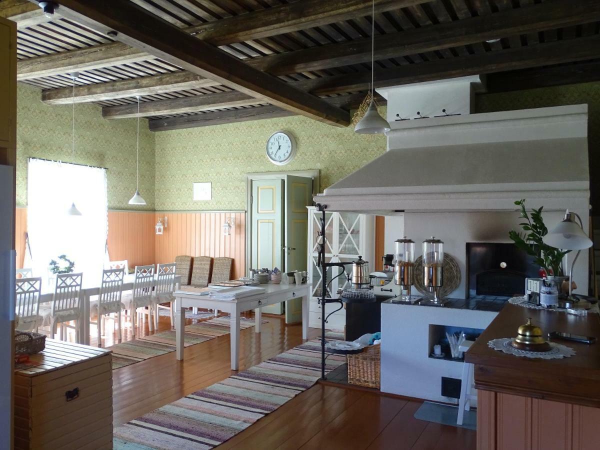 B&B Savikon Kartano Кити Экстерьер фото